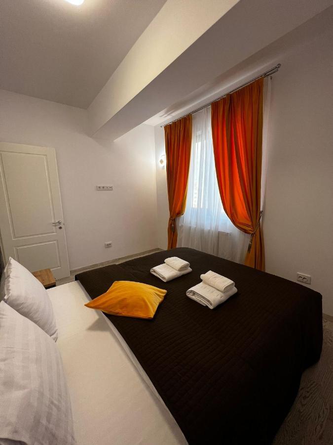 Cozy Apartments - City Center Jászvásár Kültér fotó