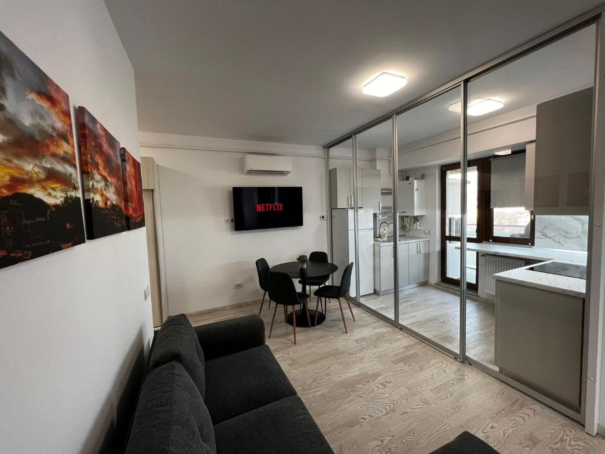 Cozy Apartments - City Center Jászvásár Kültér fotó