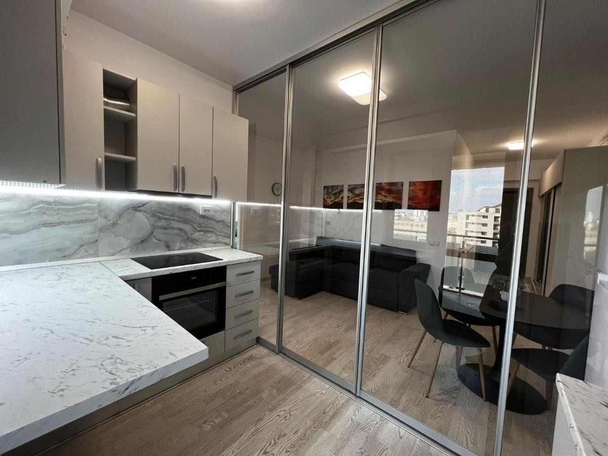 Cozy Apartments - City Center Jászvásár Kültér fotó