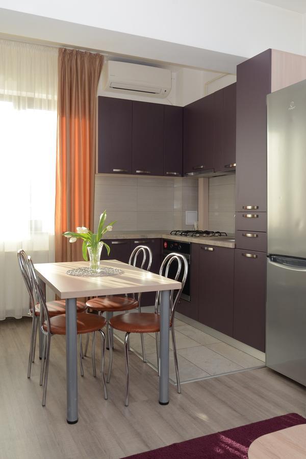 Cozy Apartments - City Center Jászvásár Kültér fotó