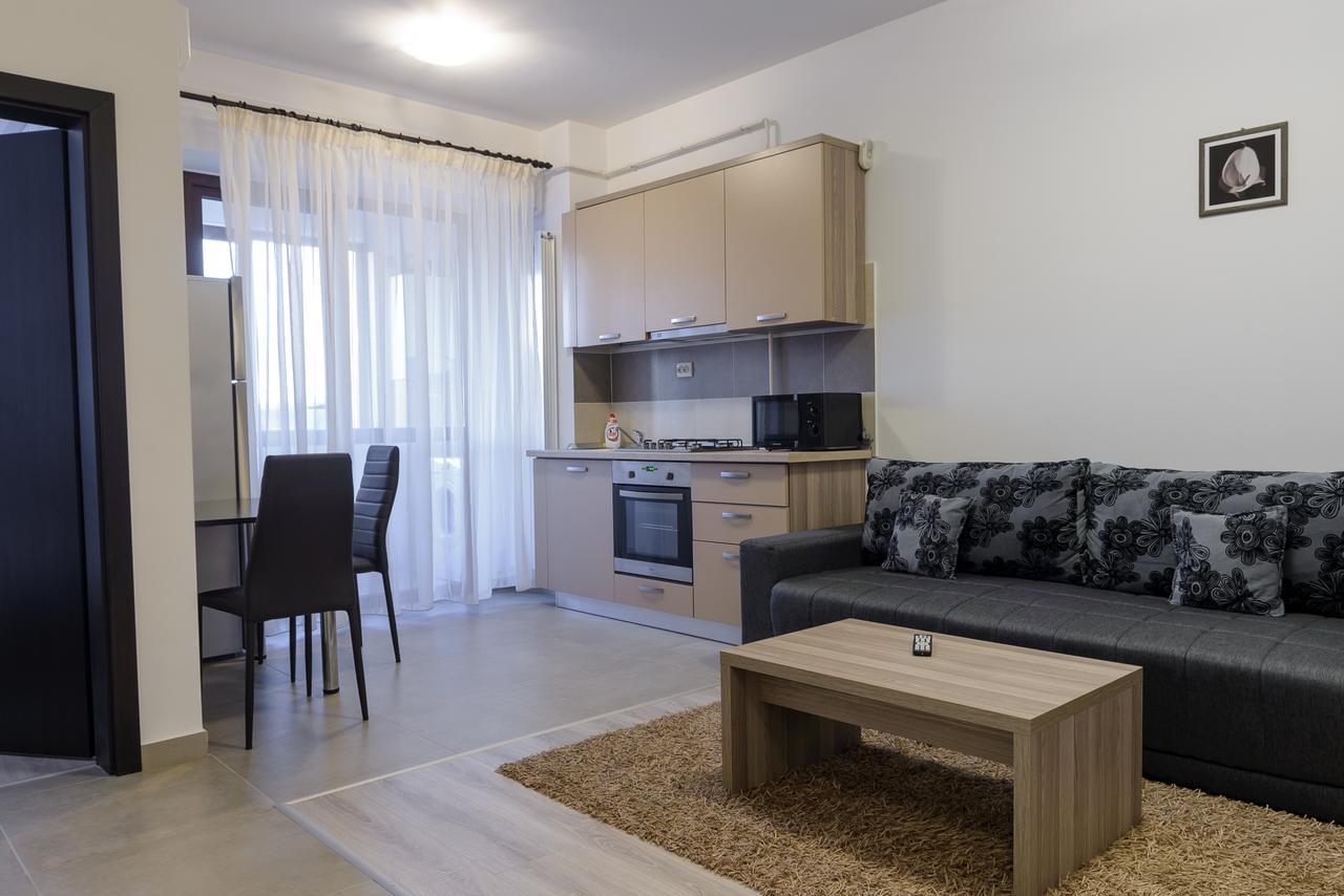 Cozy Apartments - City Center Jászvásár Kültér fotó