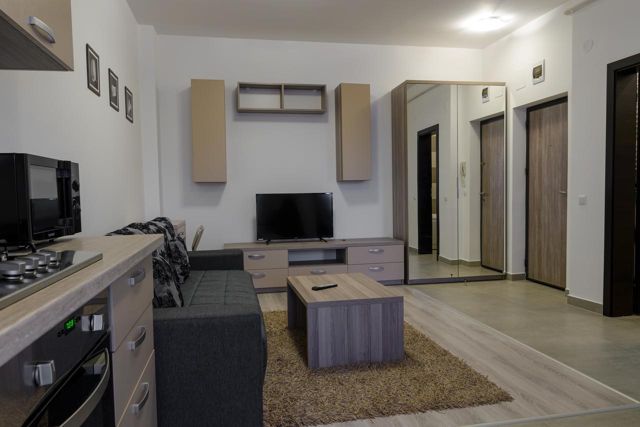 Cozy Apartments - City Center Jászvásár Kültér fotó